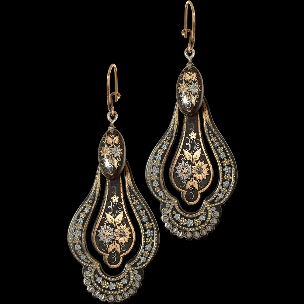 Antique Jewellery » Pique Earrings